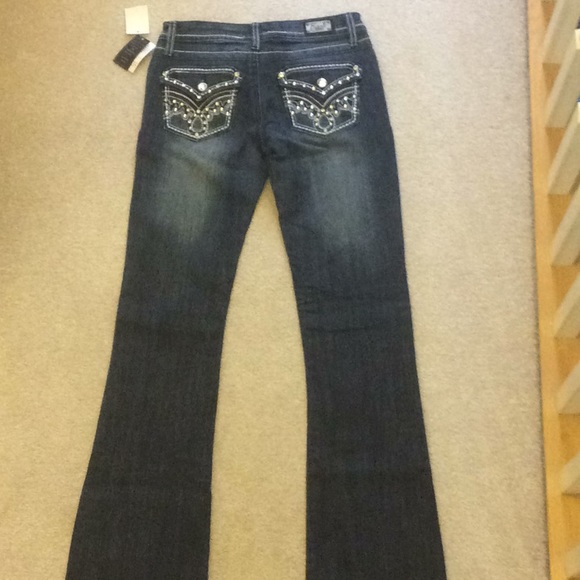 New Earl Jeans - Picture 2 of 3